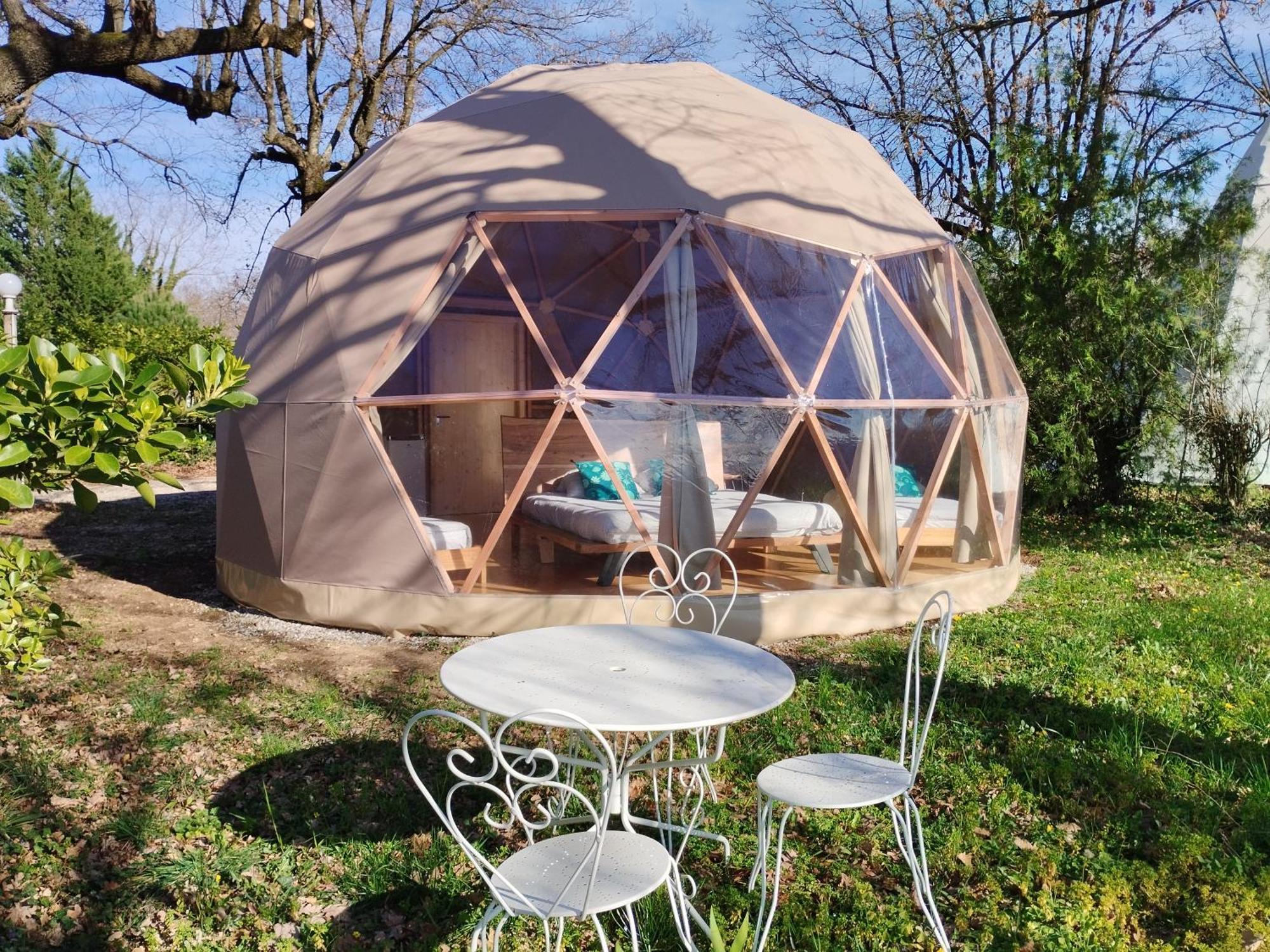 Camping Domaine De Senaud Albon Exterior foto